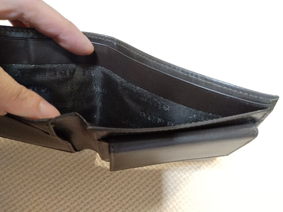 BURBERRY LONDON 2つ折り財布