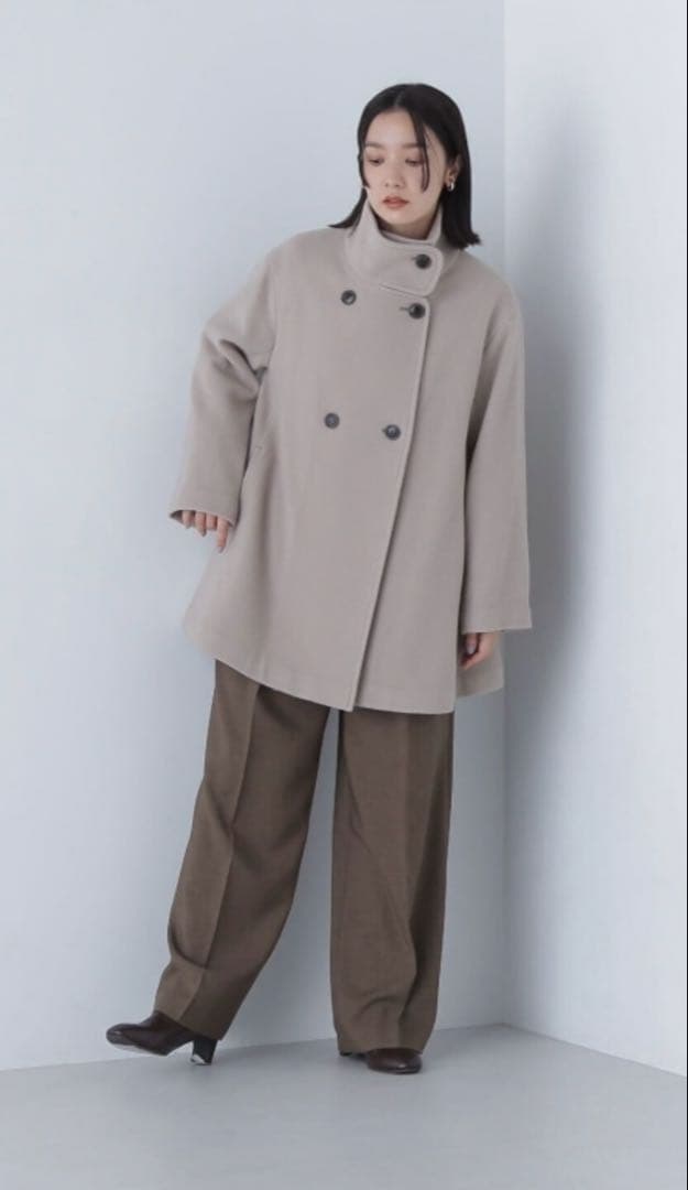 スタンドネックミドルコート