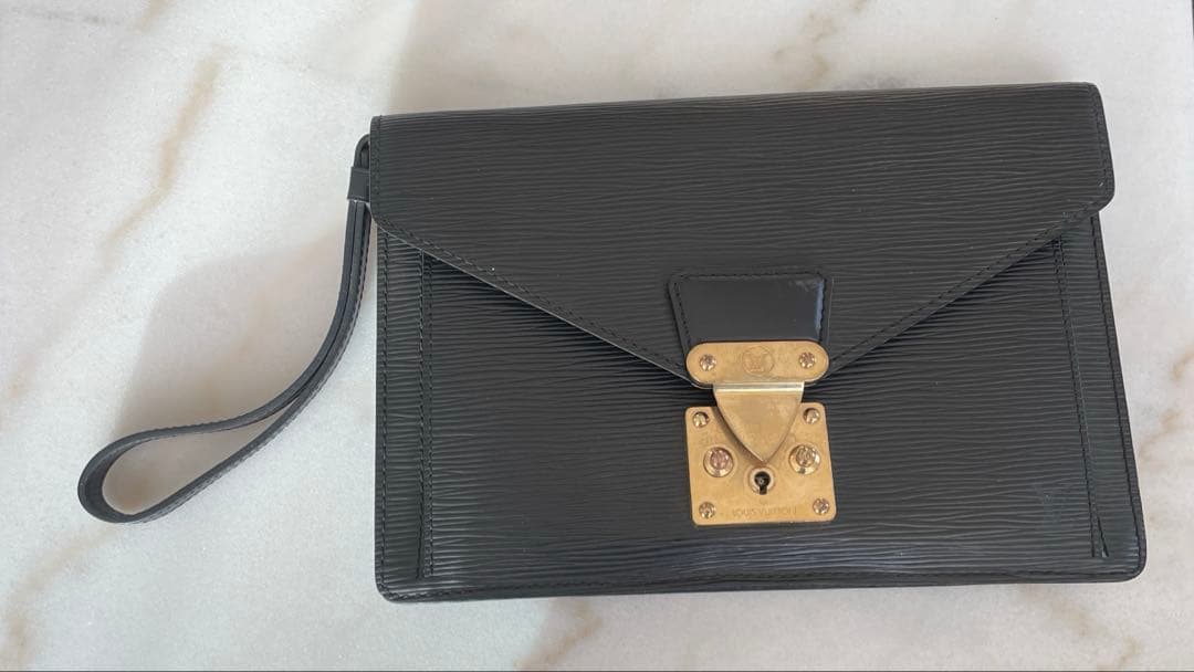 値下げ！LOUIS VUITTON ブラック エピ　バッグ