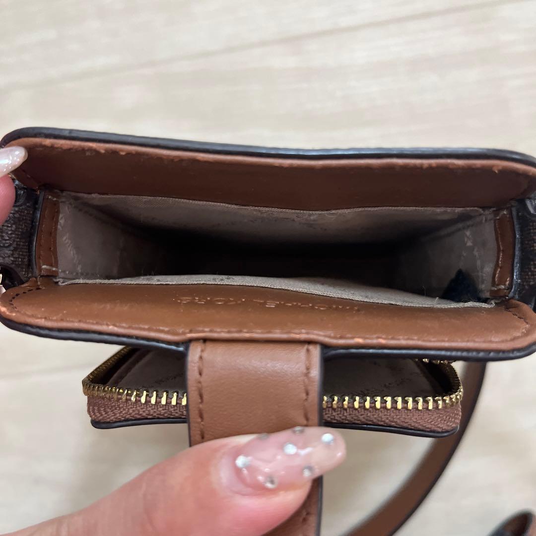 michael kors スマホショルダーバッグ