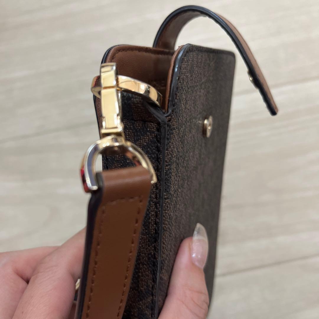 michael kors スマホショルダーバッグ