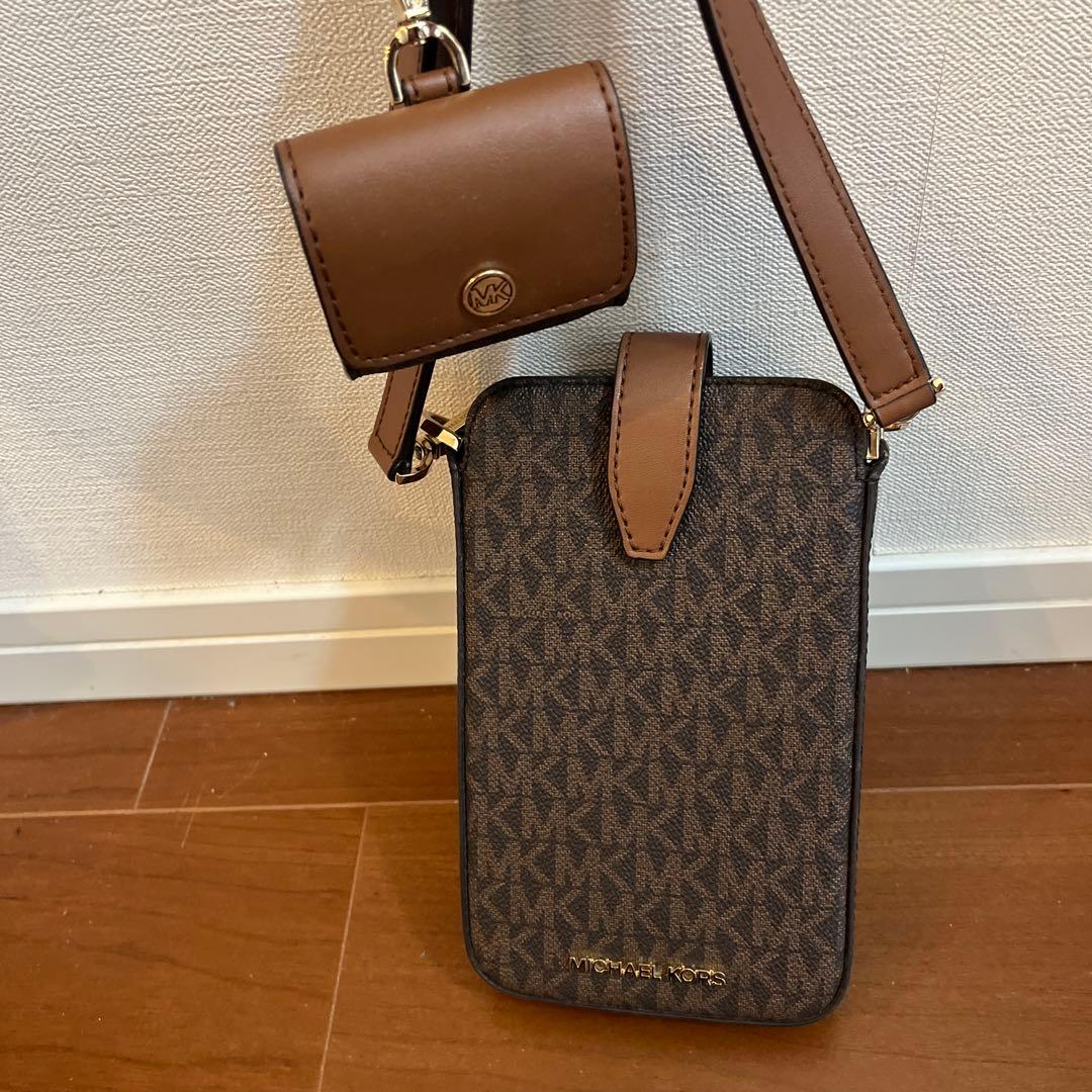 michael kors スマホショルダーバッグ