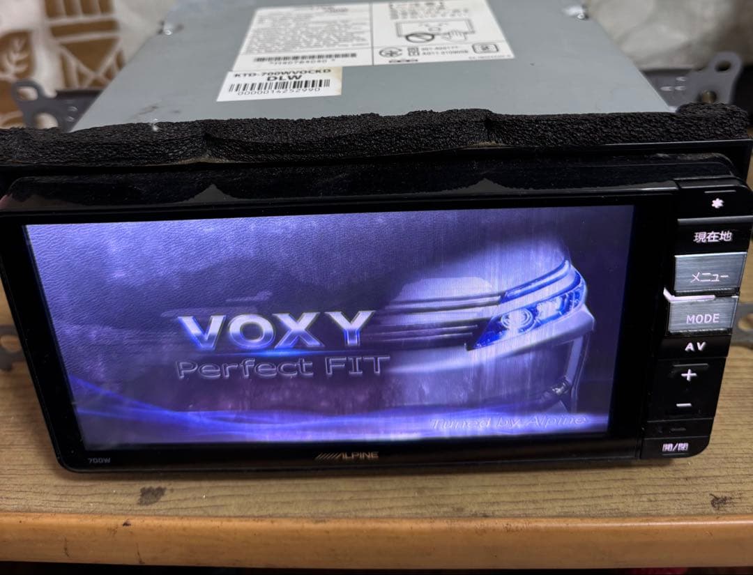 カーナビ ALPINE 700W- 2019