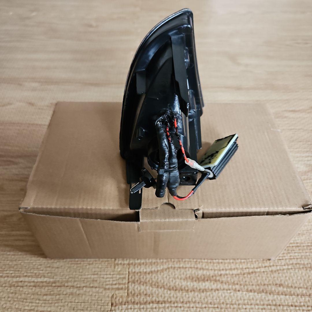 トヨタ　アクア　NHP10　レヴィーア　流星　フロントウインカー