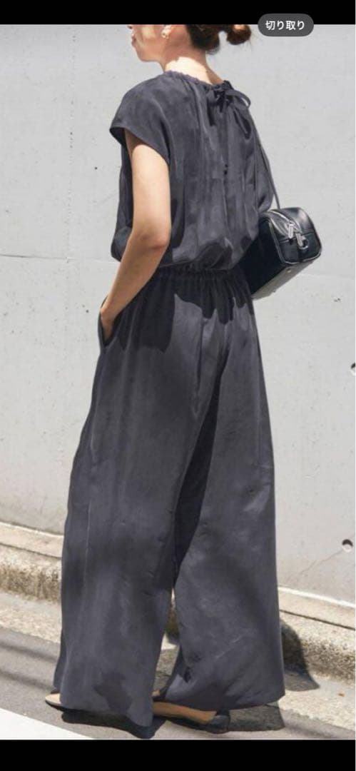 新品未使用　IENA キュプラギャザーネックオールインワン　ネイビー　38