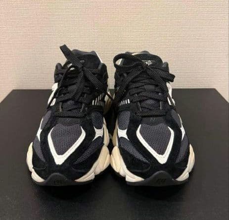 ニューバランス 9060 ブラック ホワイト 箱あり