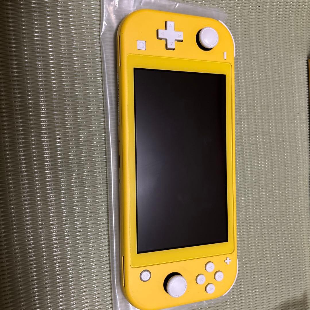 Nintendo Switch Lite イエロー 本体　箱付き