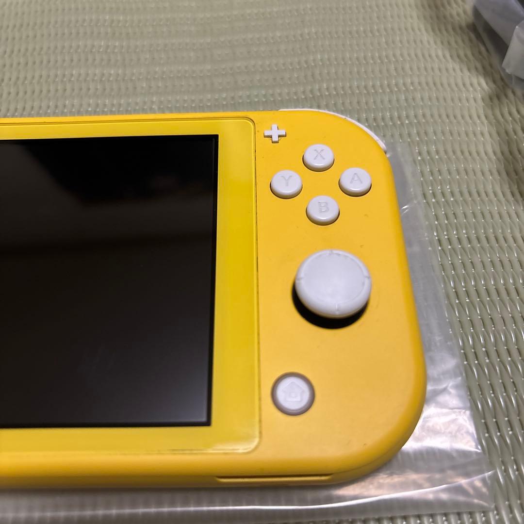 Nintendo Switch Lite イエロー 本体　箱付き