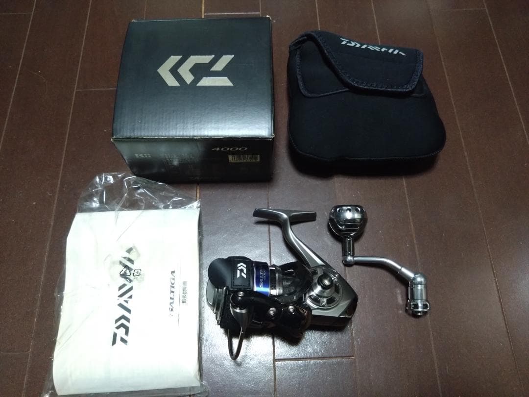 Daiwa スピニングリール ソルティガ4000