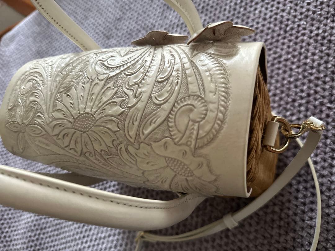 限定デザインカービングトライブス ラタン マエストラ 2WAYショルダー バッグ