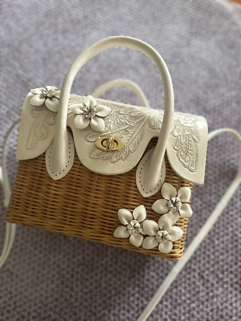 限定デザインカービングトライブス ラタン マエストラ 2WAYショルダー バッグ