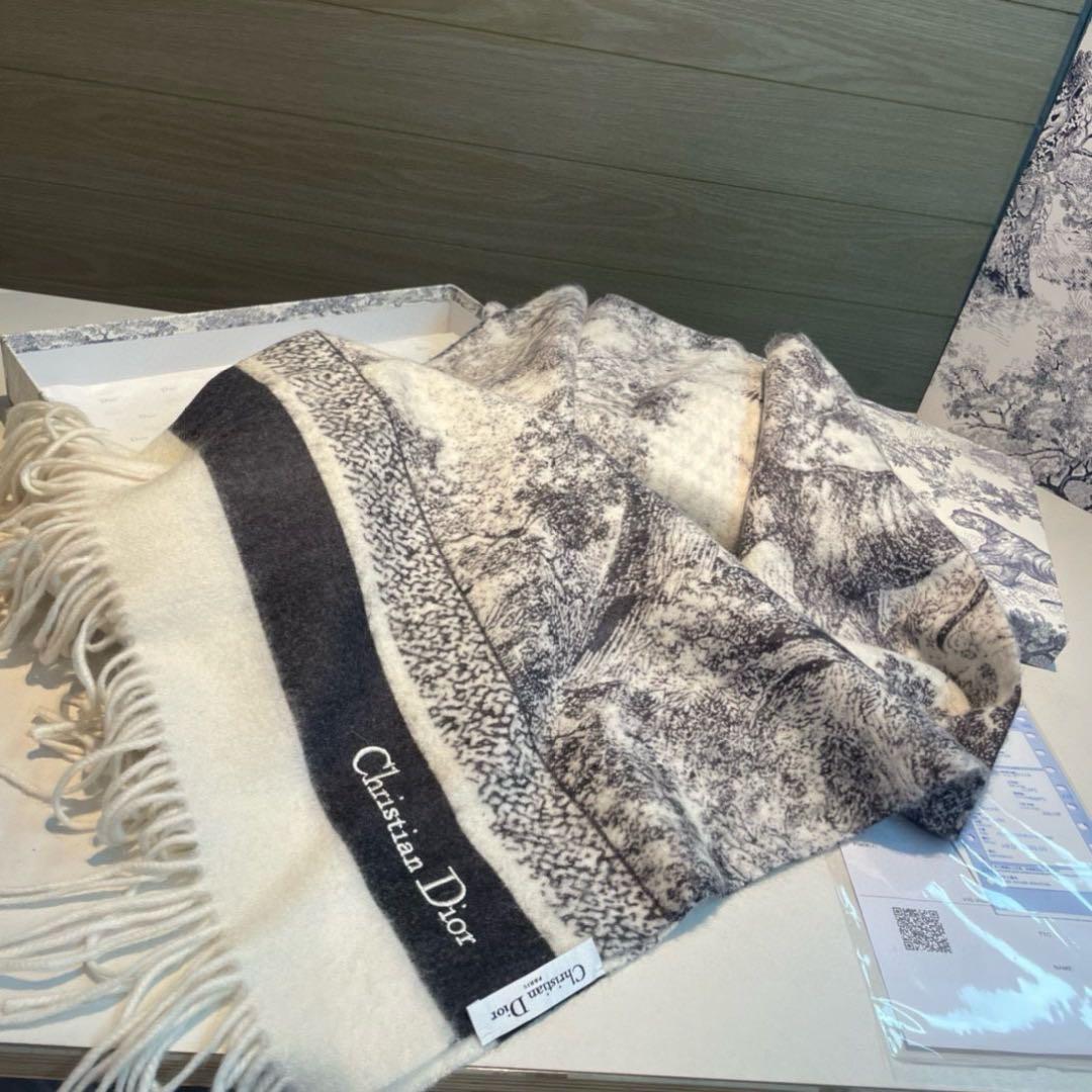 Christian Dior　ディオール　マフラー　200×70cm