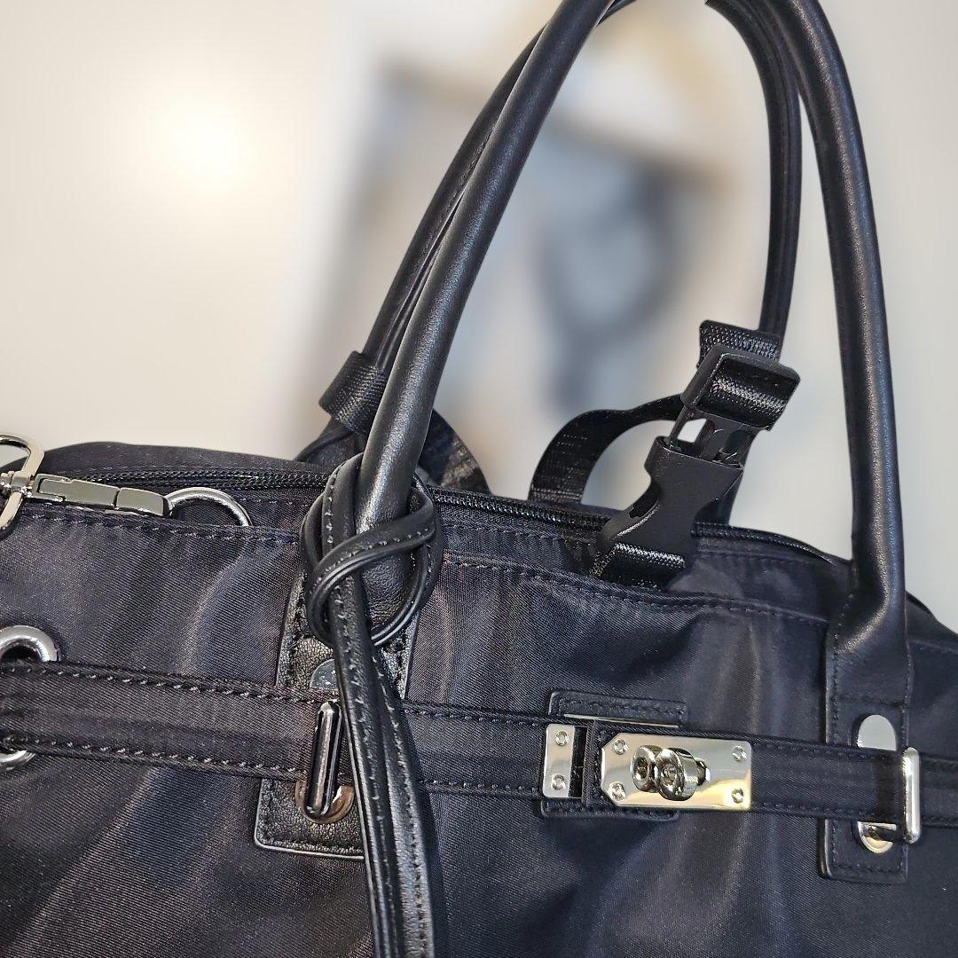 金具付き ナイロン 4way A4 PC収納 キャリーオンバッグ ブラック