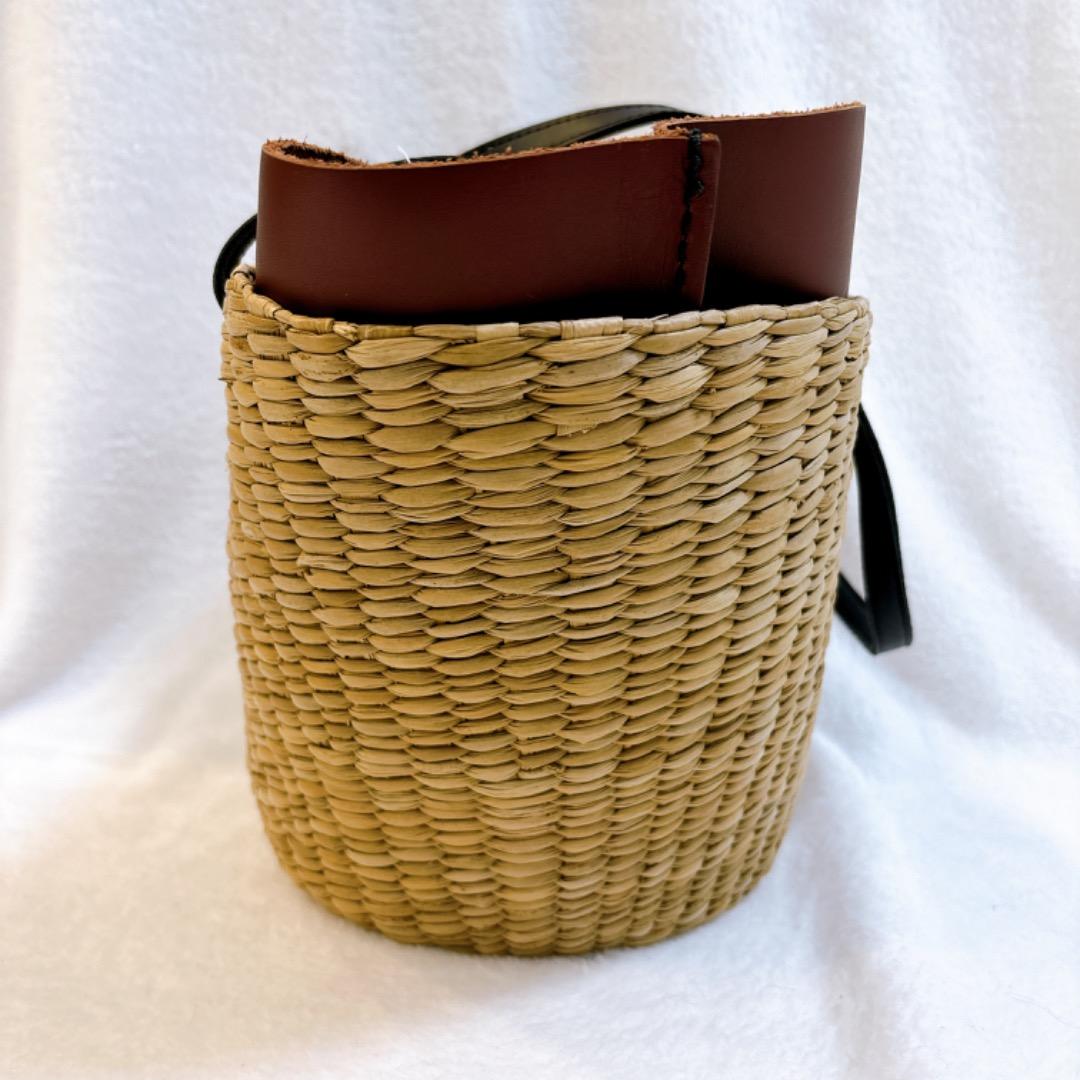 【新品】ikot イコット レザートートバッグかごバッグ2way ファーフラップ