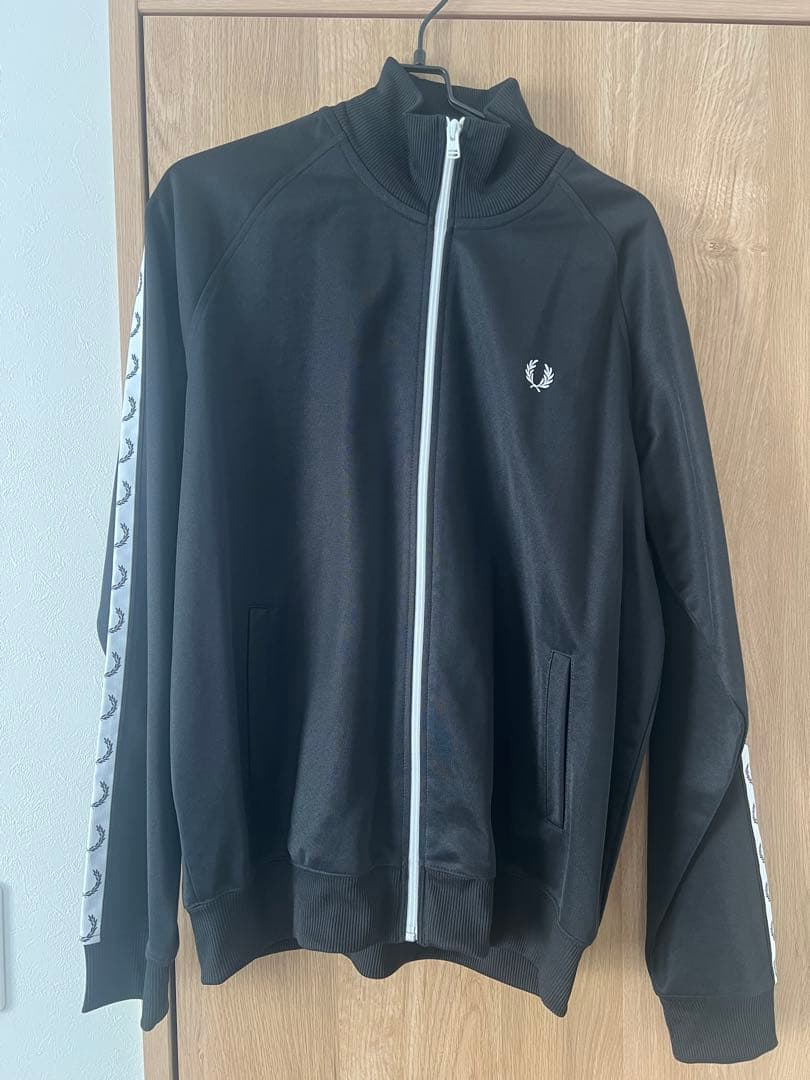 Fred Perry ブラック フルジップジャケット　ジャージ