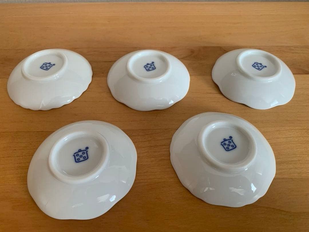 栗原はるみ　フラワーシリーズ　お皿セット