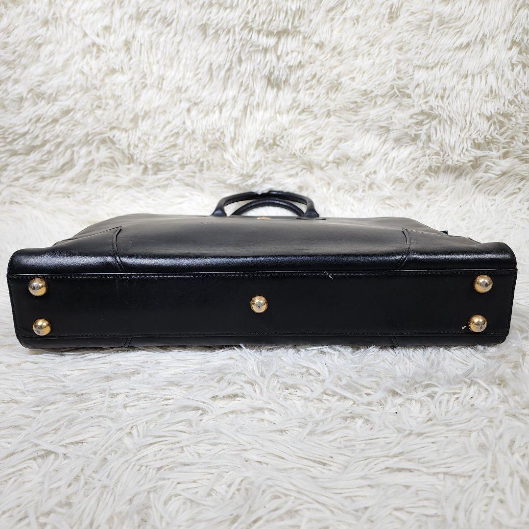 ヴィヴィアンウエストウッド ビジネスバッグ オーブチャーム 金オーブ A4可 黒