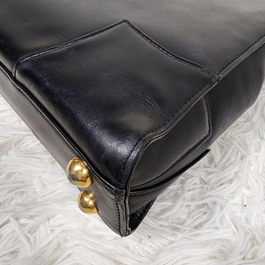 ヴィヴィアンウエストウッド ビジネスバッグ オーブチャーム 金オーブ A4可 黒