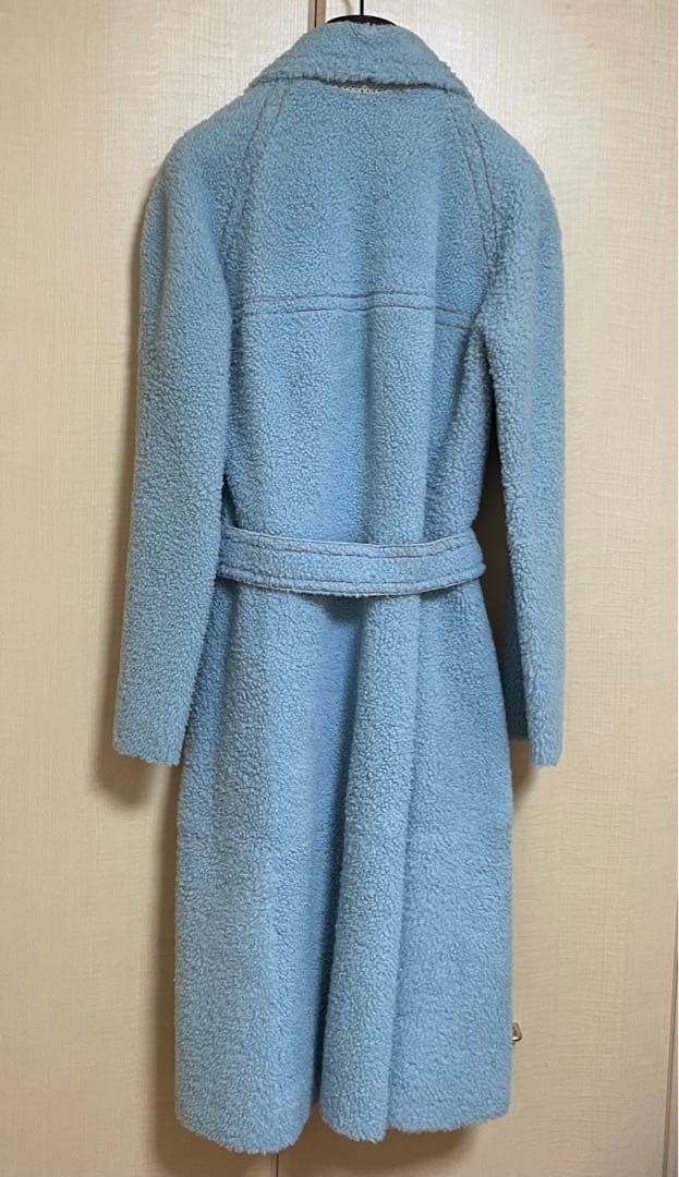 新品、未使用！フェンディムートンロングコート　きれいなブルー