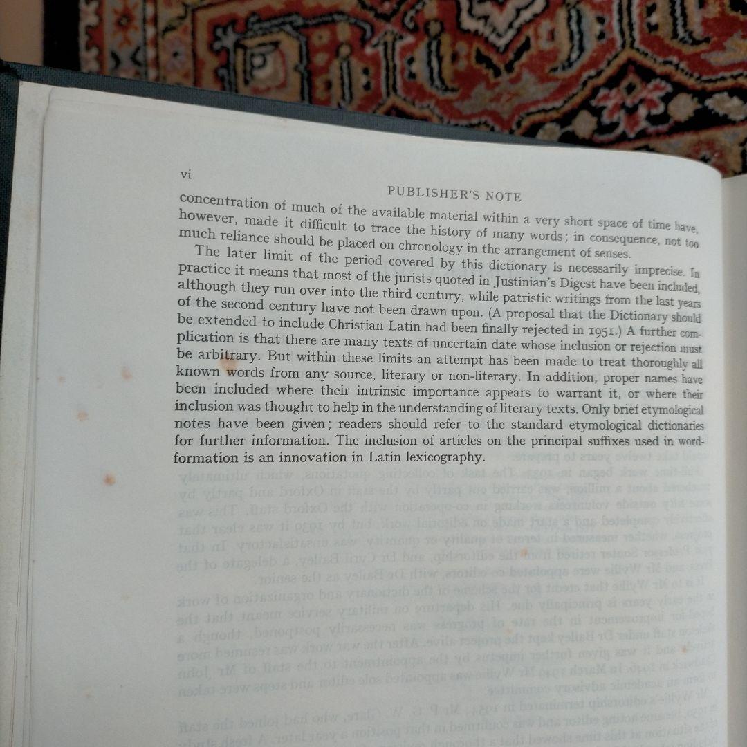 洋書 OXFORD LATIN DICTIONARY 1982