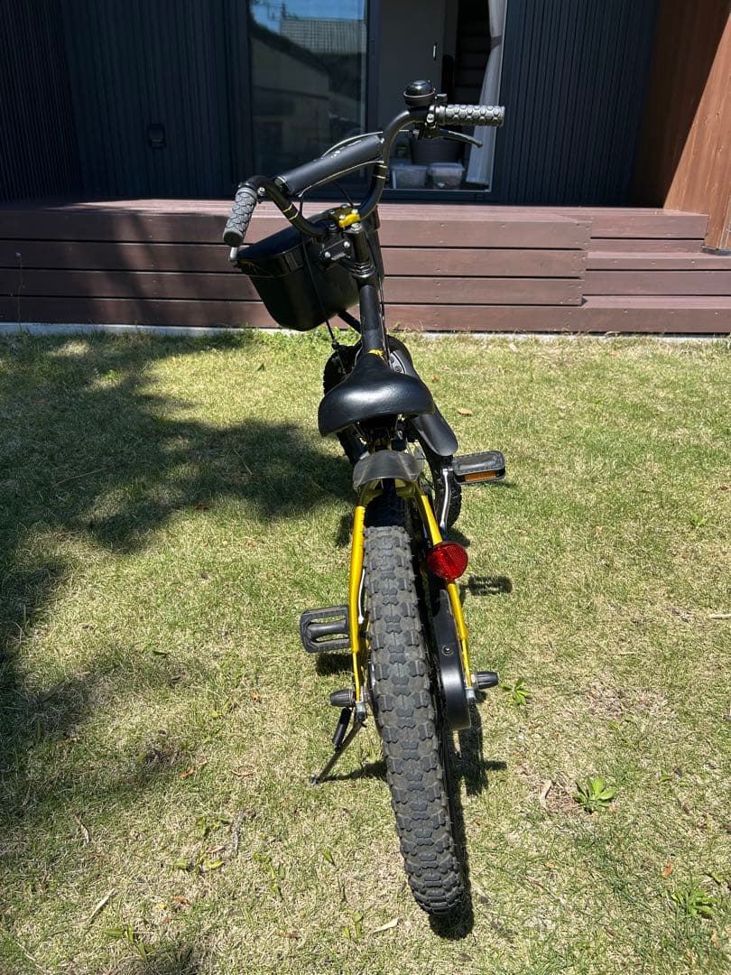 18インチ　RAMPAGE キッズバイク 黒/黄 前カゴ付き