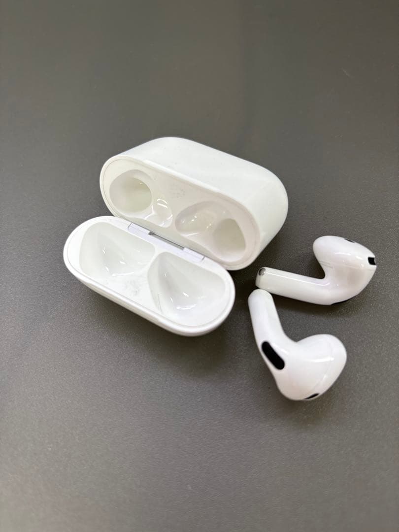 【訳あり】 AirPods 第4世代/ノイズキャンセリング対応/<No1887>