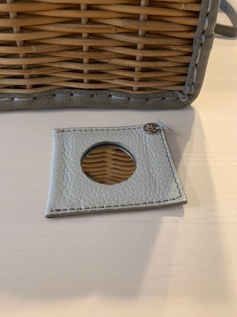 エバゴスebagos フニュシュリンクハンドバッグ S