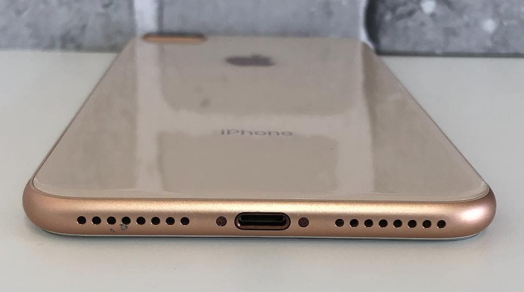 Apple iPhone 8 Plus 64GB ゴールド 利用制限〇