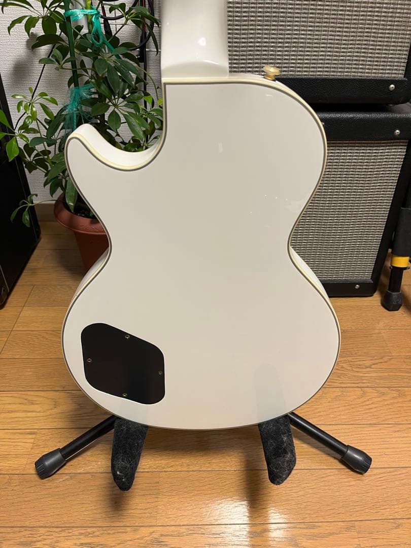 Grassroots les paul bass ホワイト