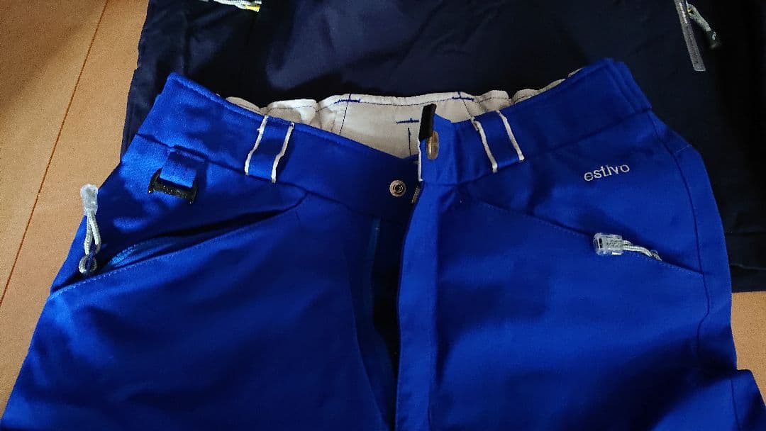 【値下げしました❗】エスティボ スキーウェア Lサイズ