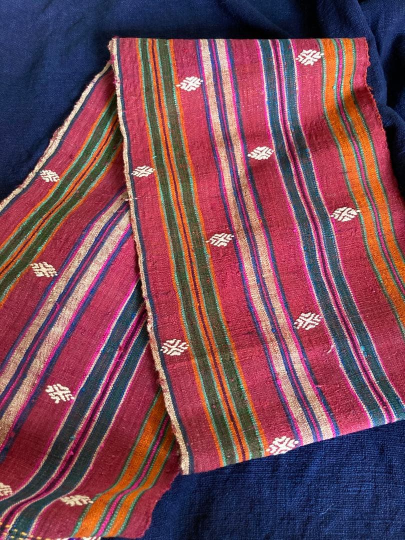 ブータン　染織　手織り　民藝　伝統工芸