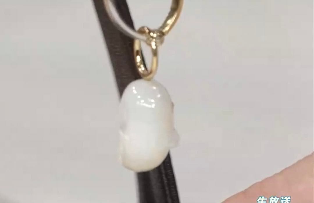 GSTV K18YG 白蝶貝 Gem Ghostシングルチャーム