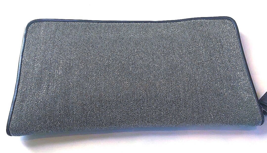 ※リクエストお値下げ※定価７０万ブルネロクチネリ全面モニーレクラッチバッグポーチ