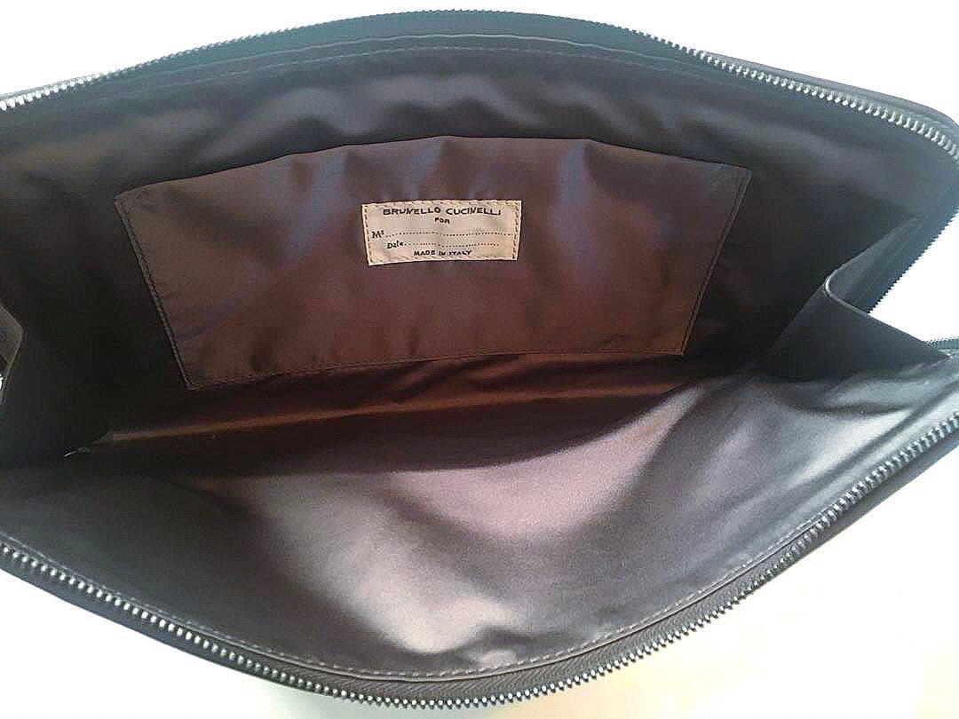 ※リクエストお値下げ※定価７０万ブルネロクチネリ全面モニーレクラッチバッグポーチ