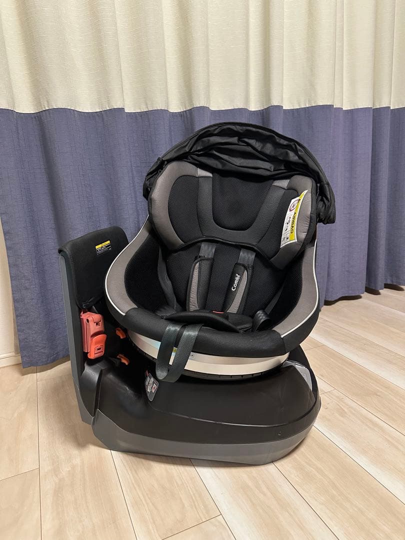 【美品】Combi クルムーヴ cg-utg 回転式チャイルドシート ブラック