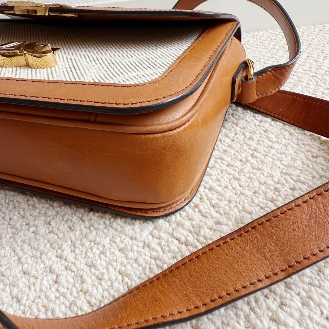 CELINE セリーヌ　ティーントリオンフ　ナチュラルタン　ショルダーバッグ