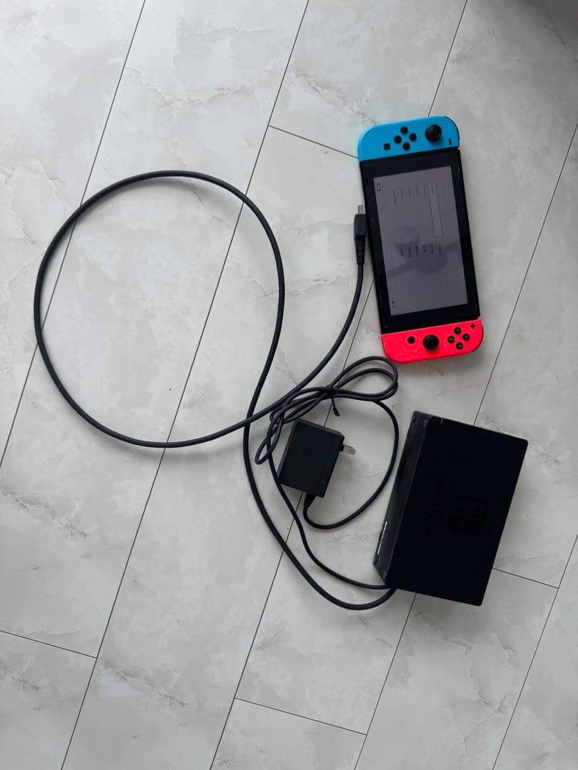 Nintendo Switch 初期モデル　中古品