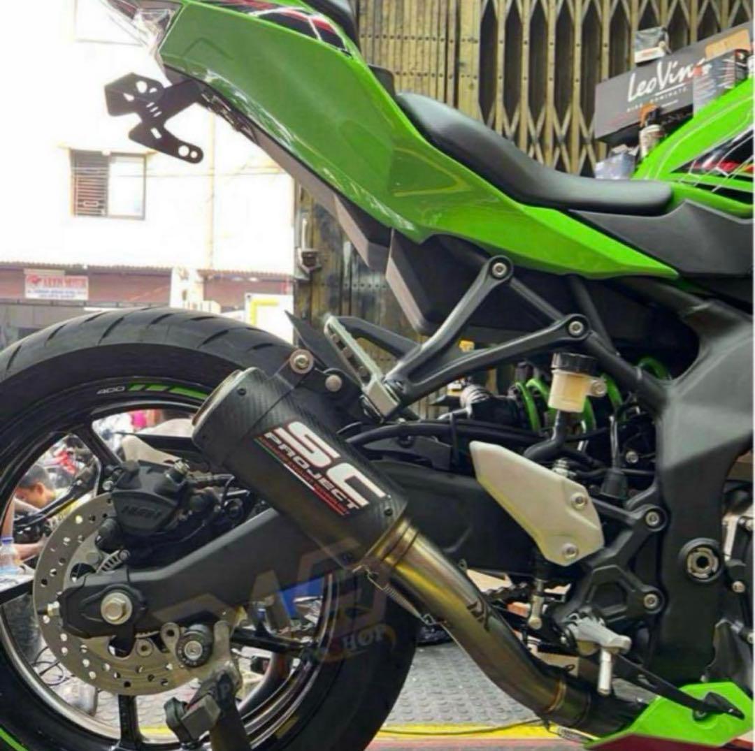 ZX25R ZX4rマフラー サイレンサー