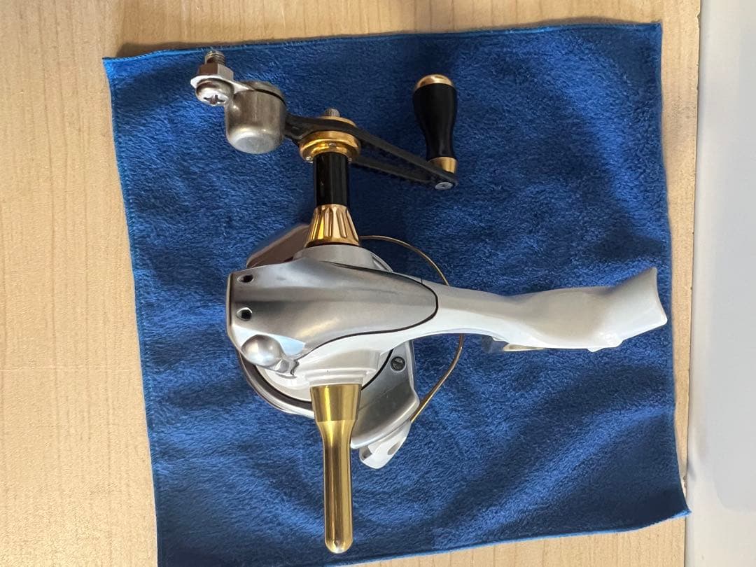 シマノBB-X TECHNIUM MG WHITE SPECIAL2500DXG