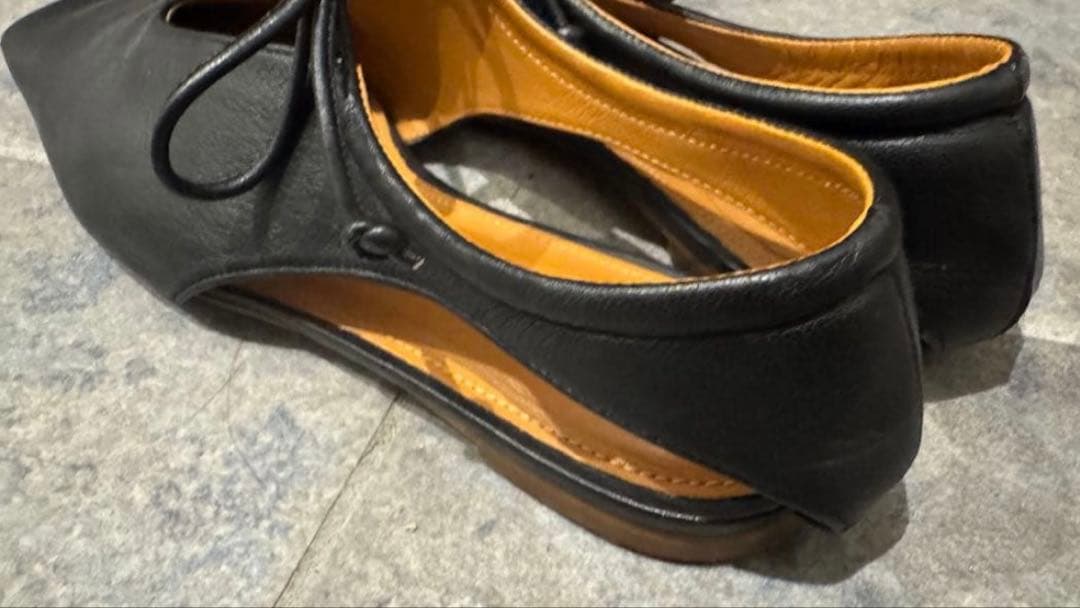 a*a様 ピッピシック アンバーココ レザー フラットシューズ 37