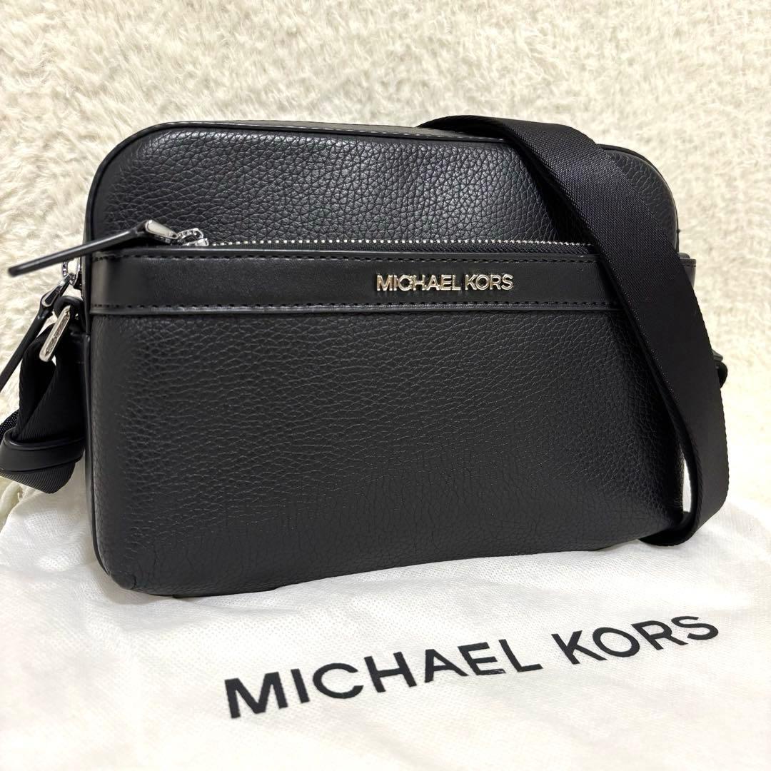 美品 マイケルコース レザー カメラバッグ ショルダーバッグ シボ革 ブラック