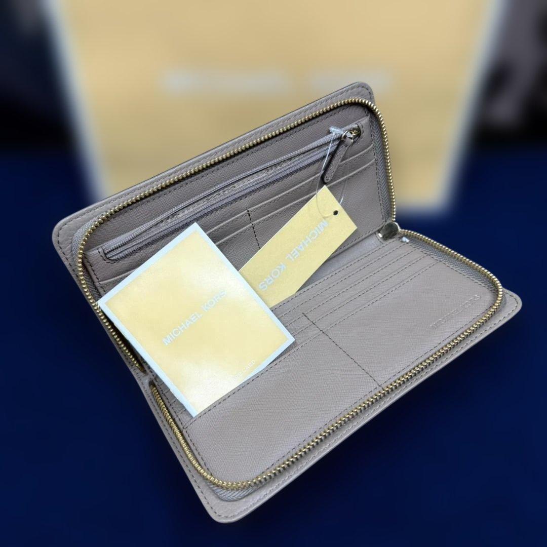 杏*※様 MICHAEL　KORS マイケルコースメタルロゴロングジップ長財布