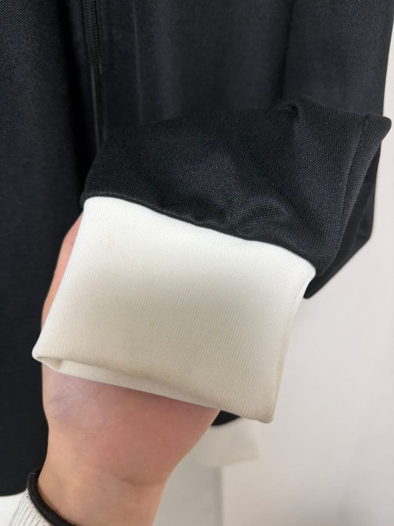 adidas トラックジャケット ジャージ