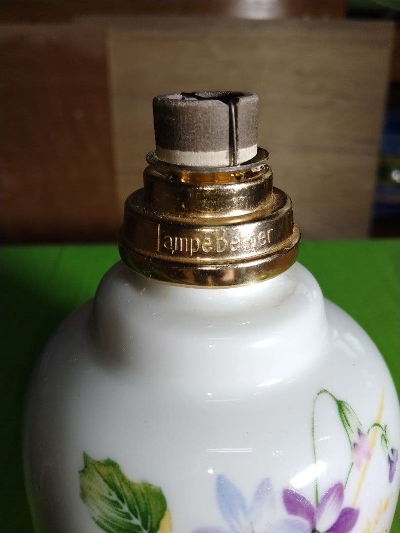 フランス製 ランプベルジェ　芳香器とオイル 2L ユーカリ と薄め液2L