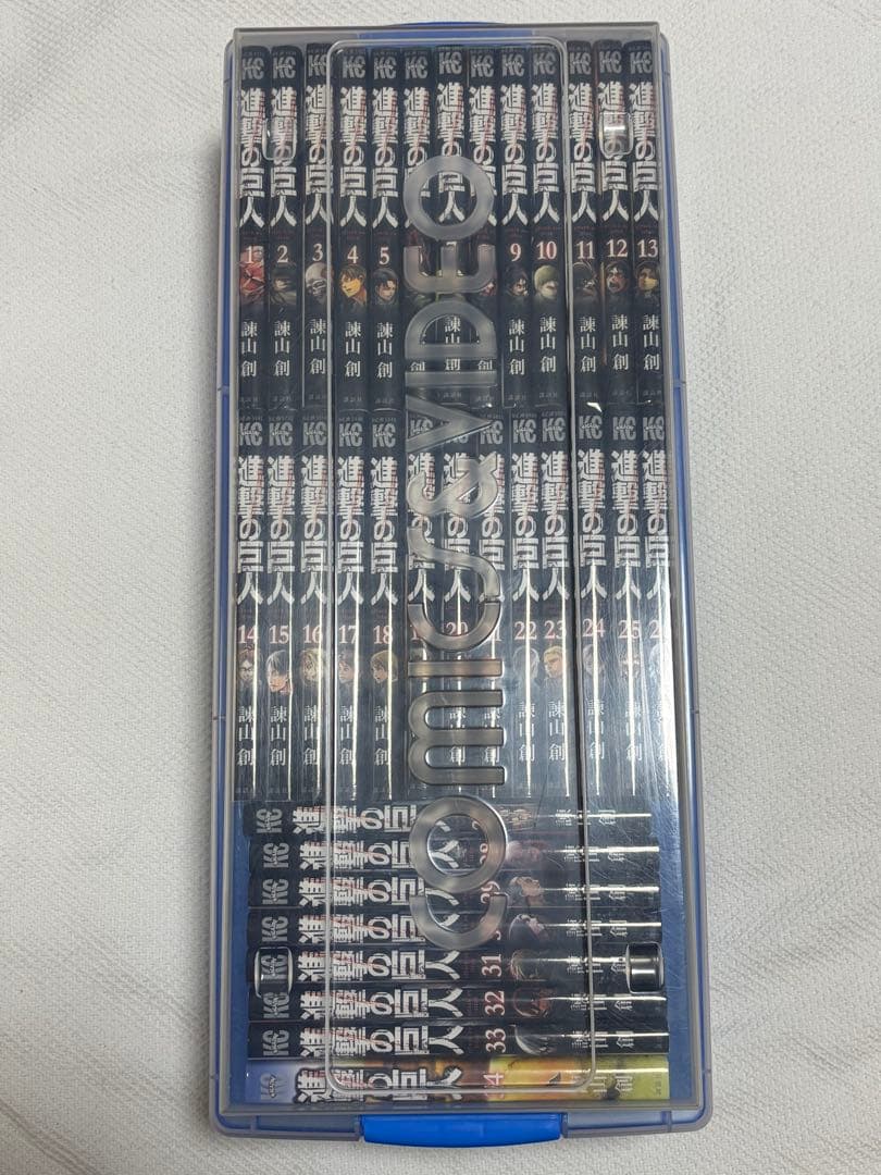 進撃の巨人1〜34全巻まとめ売り！コミックケース付き！