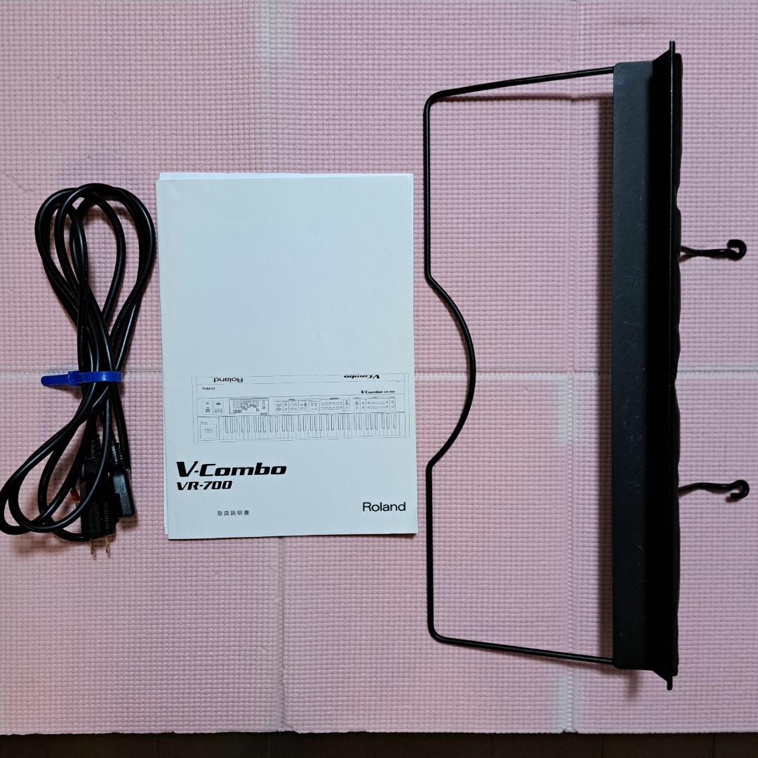 Roland V-Combo VR-700 シンセサイザー 本体