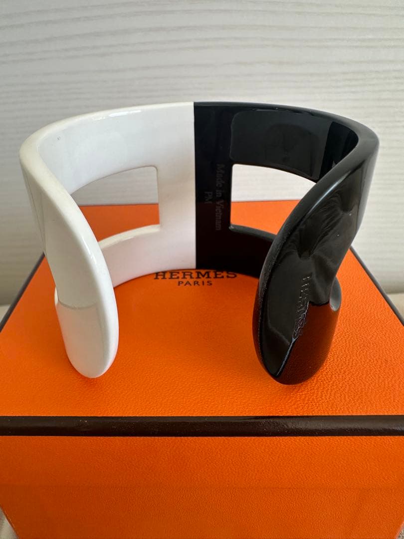 HERMES ラッカーホーン　バングル