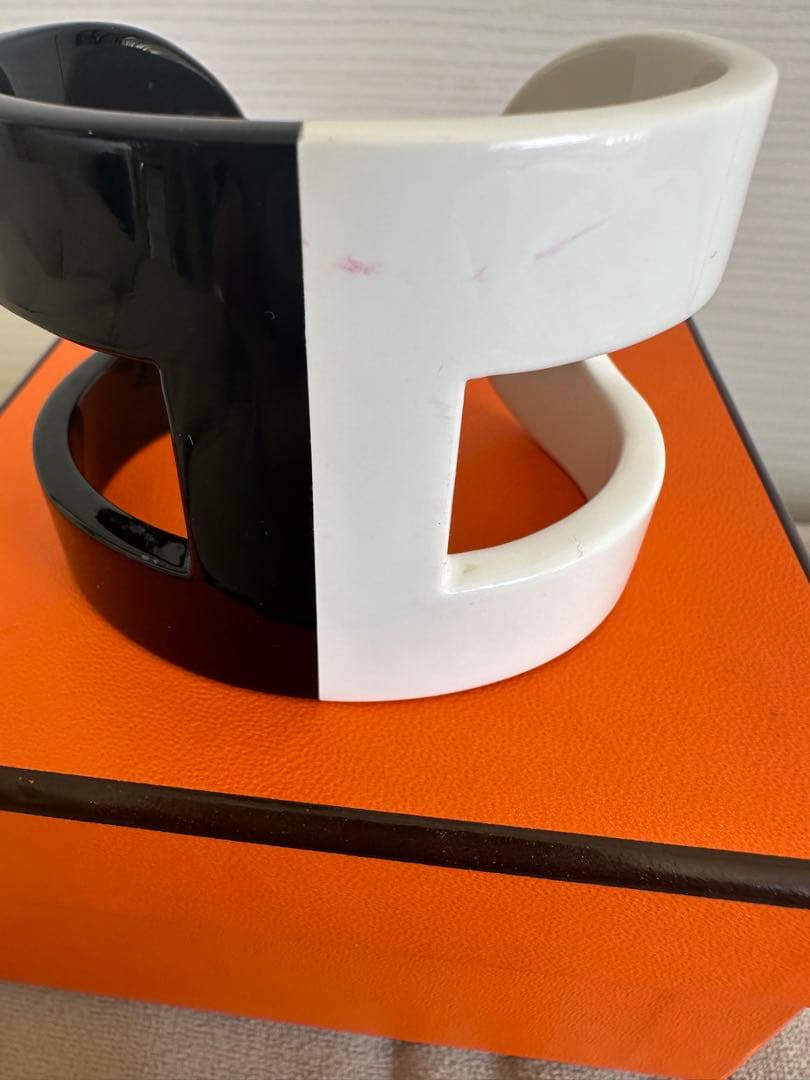 HERMES ラッカーホーン　バングル
