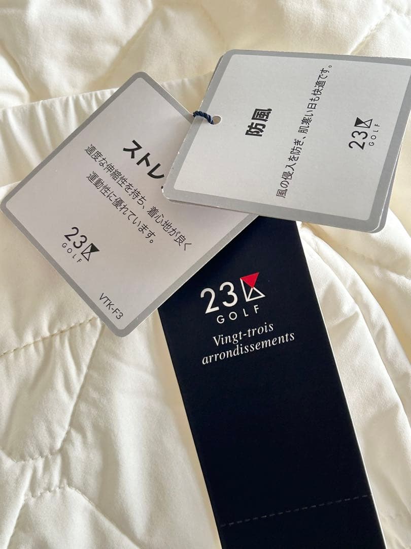 新品23区ゴルフMサイズ 防寒中綿キルティング パンツホワイト