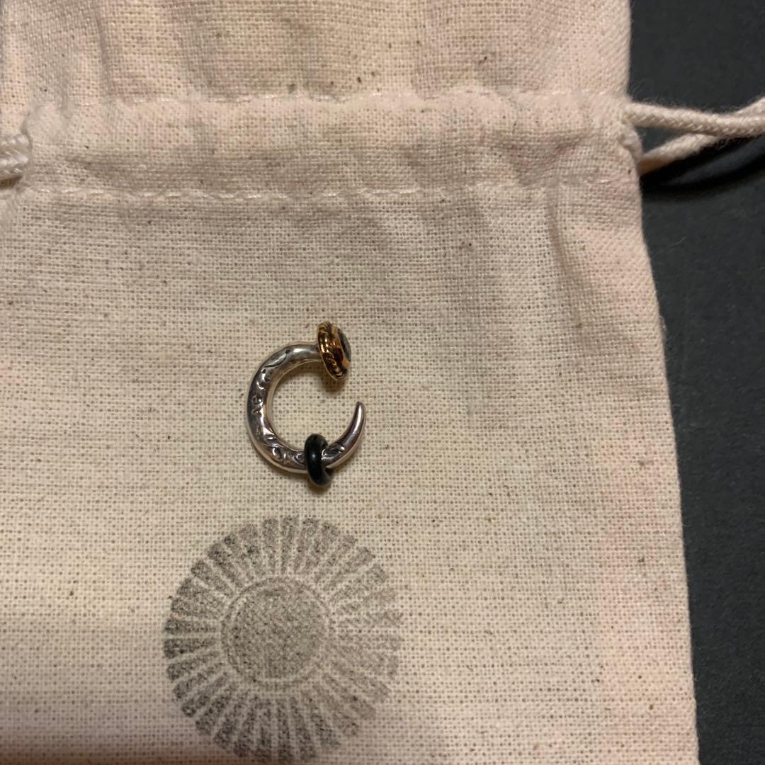 あるじゃん　祐天寺　ピアス